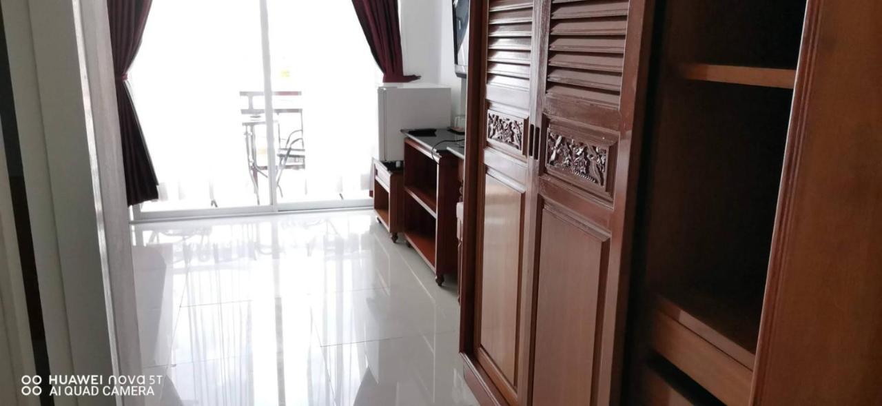 Sure Guesthouse Kamala Beach Exterior foto