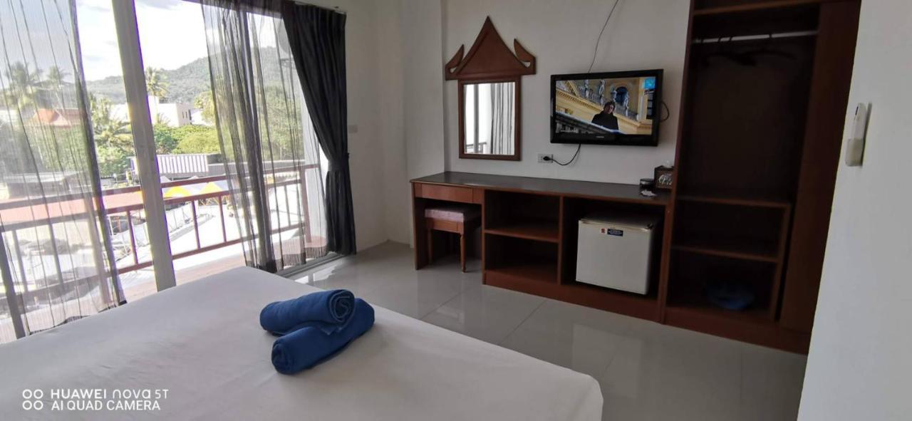 Sure Guesthouse Kamala Beach Exterior foto