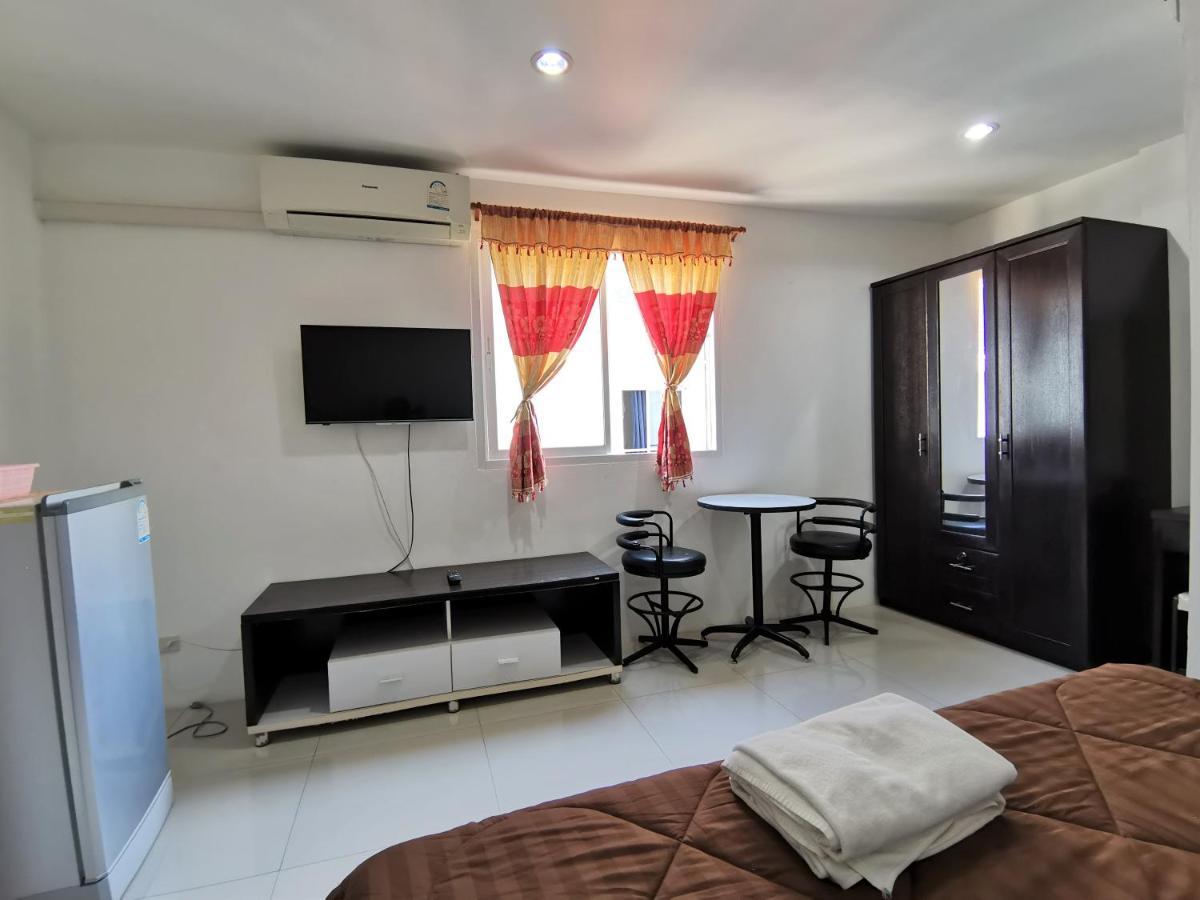 Sure Guesthouse Kamala Beach Exterior foto